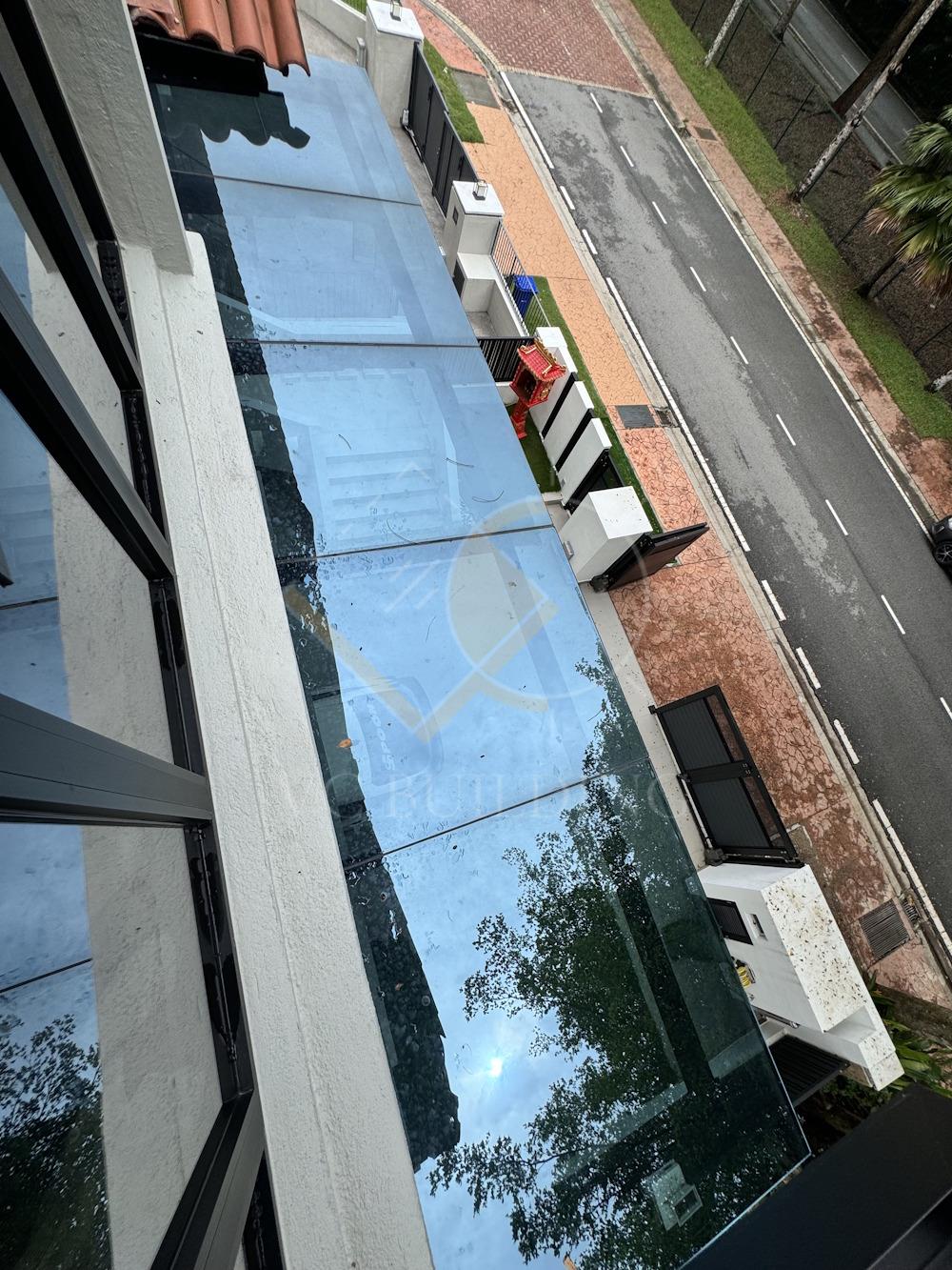 Awning with Coolinhg Glass 3 - External