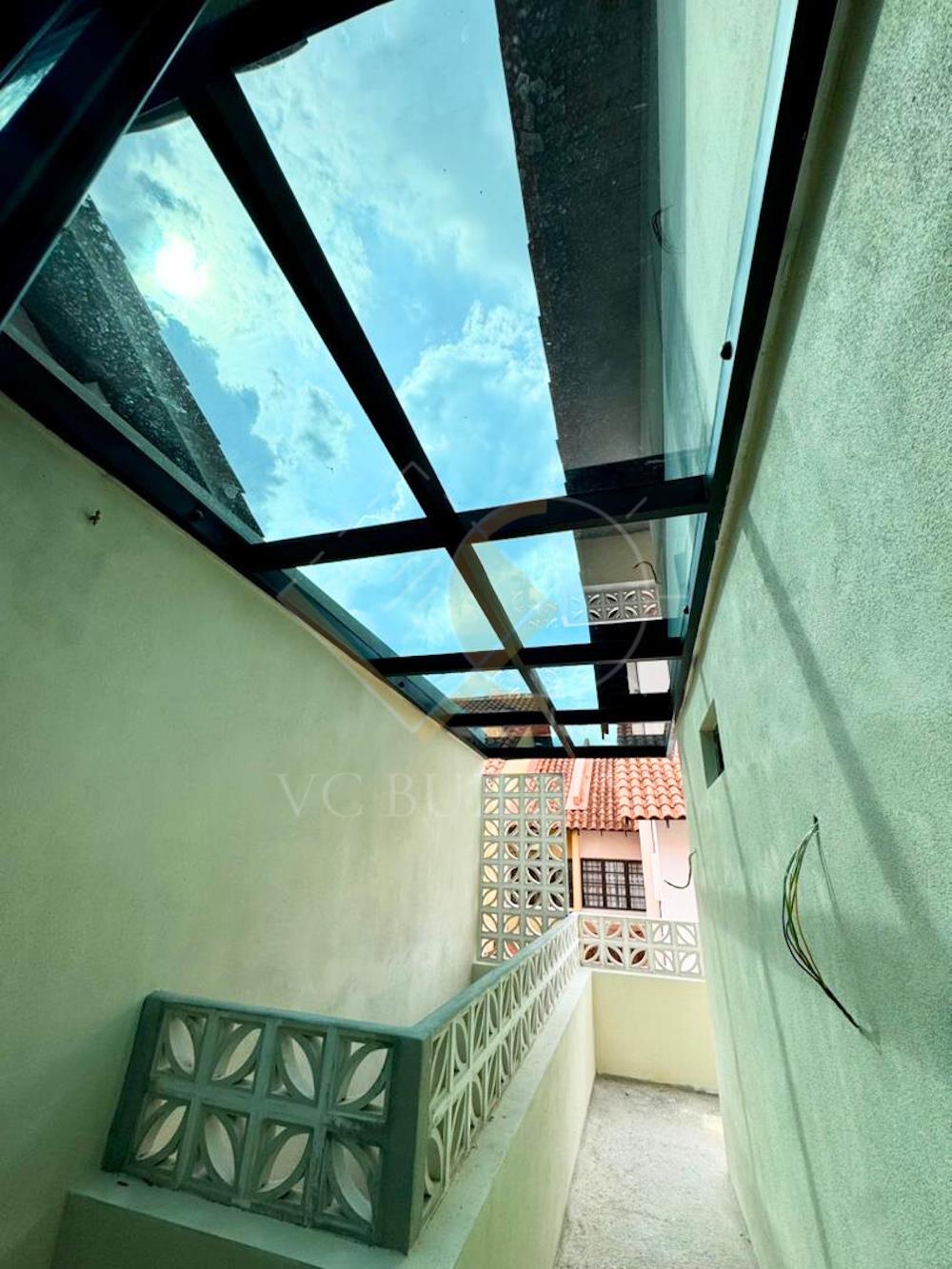 Skylight with Cooling Glass 1 - Internal