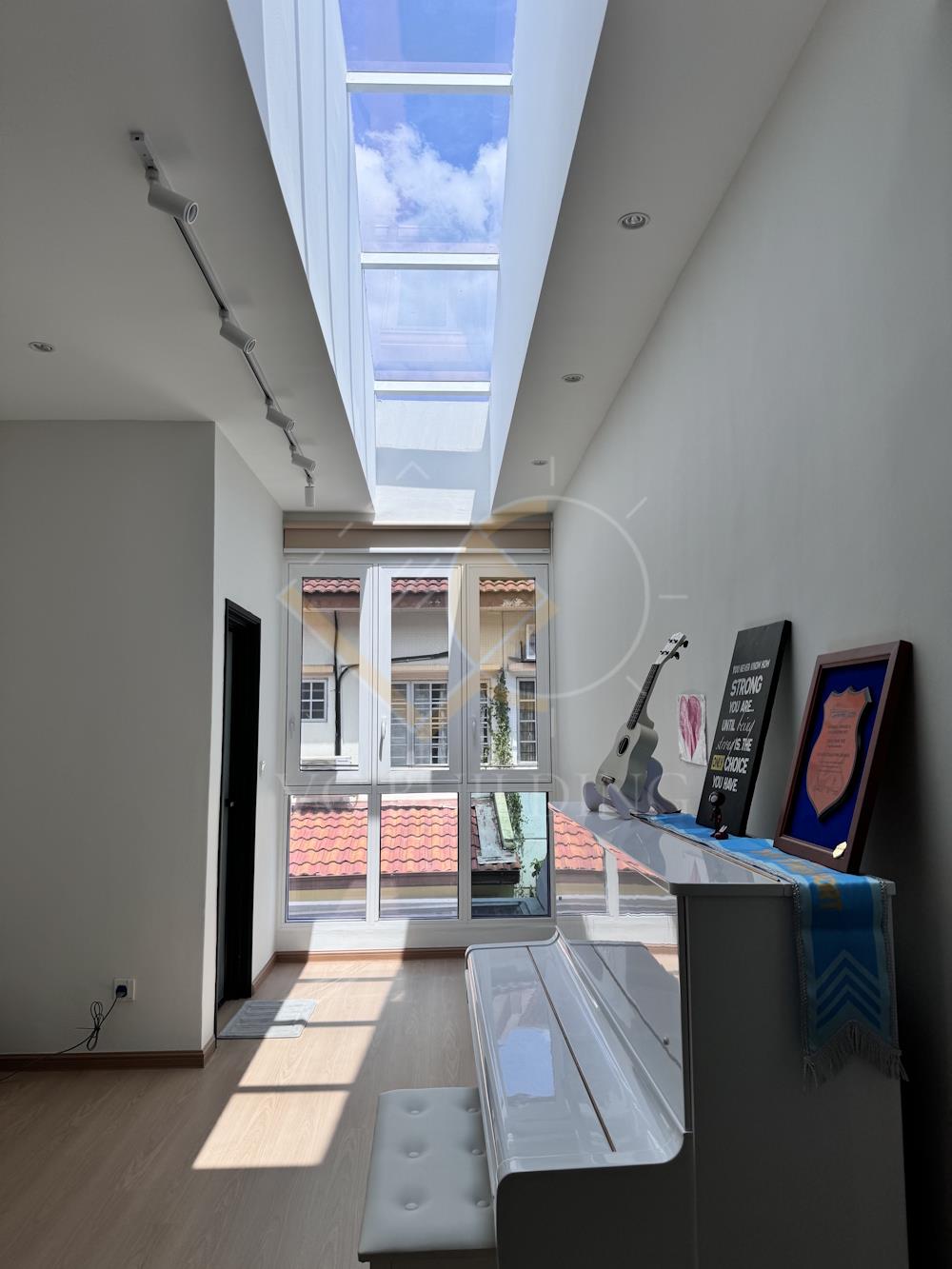 Skylight with Cooling Glass 3 - Internal