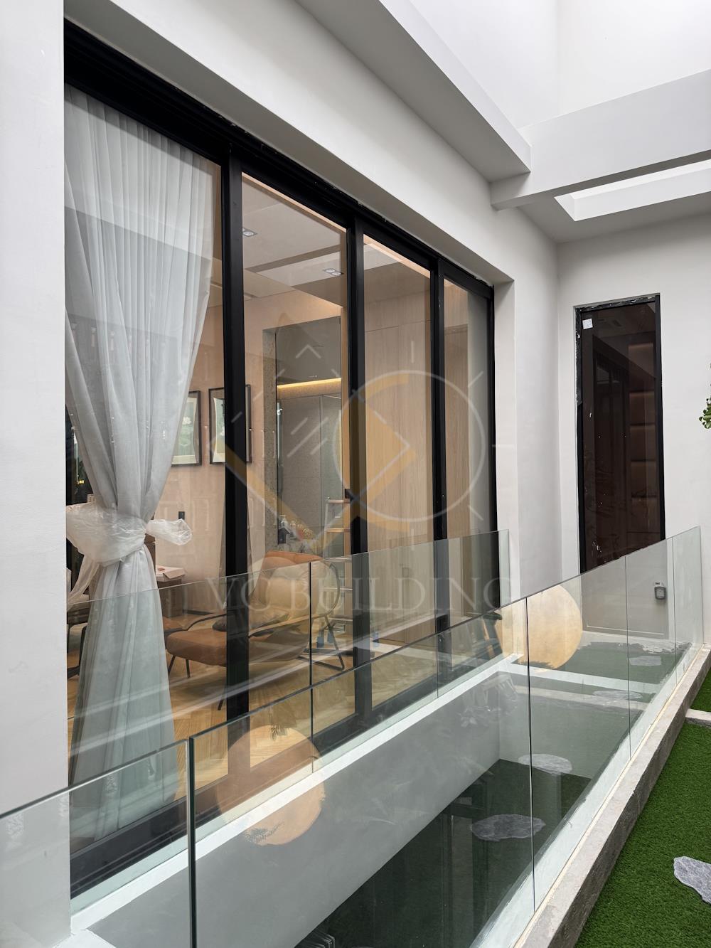Glass Railing 2