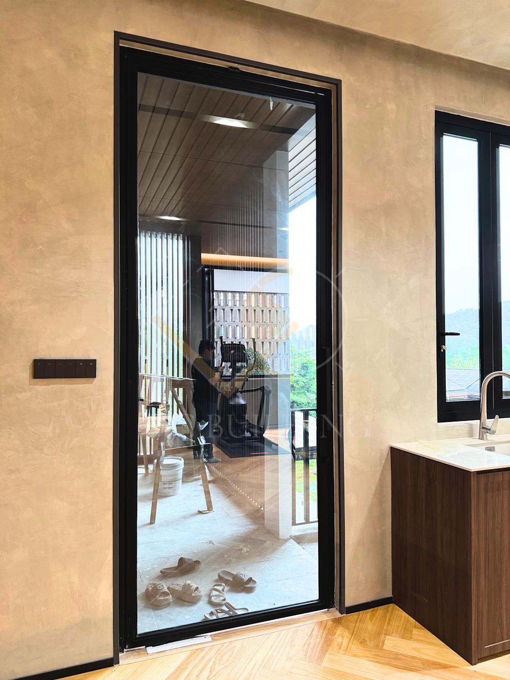 Swing Door 1 - Internal