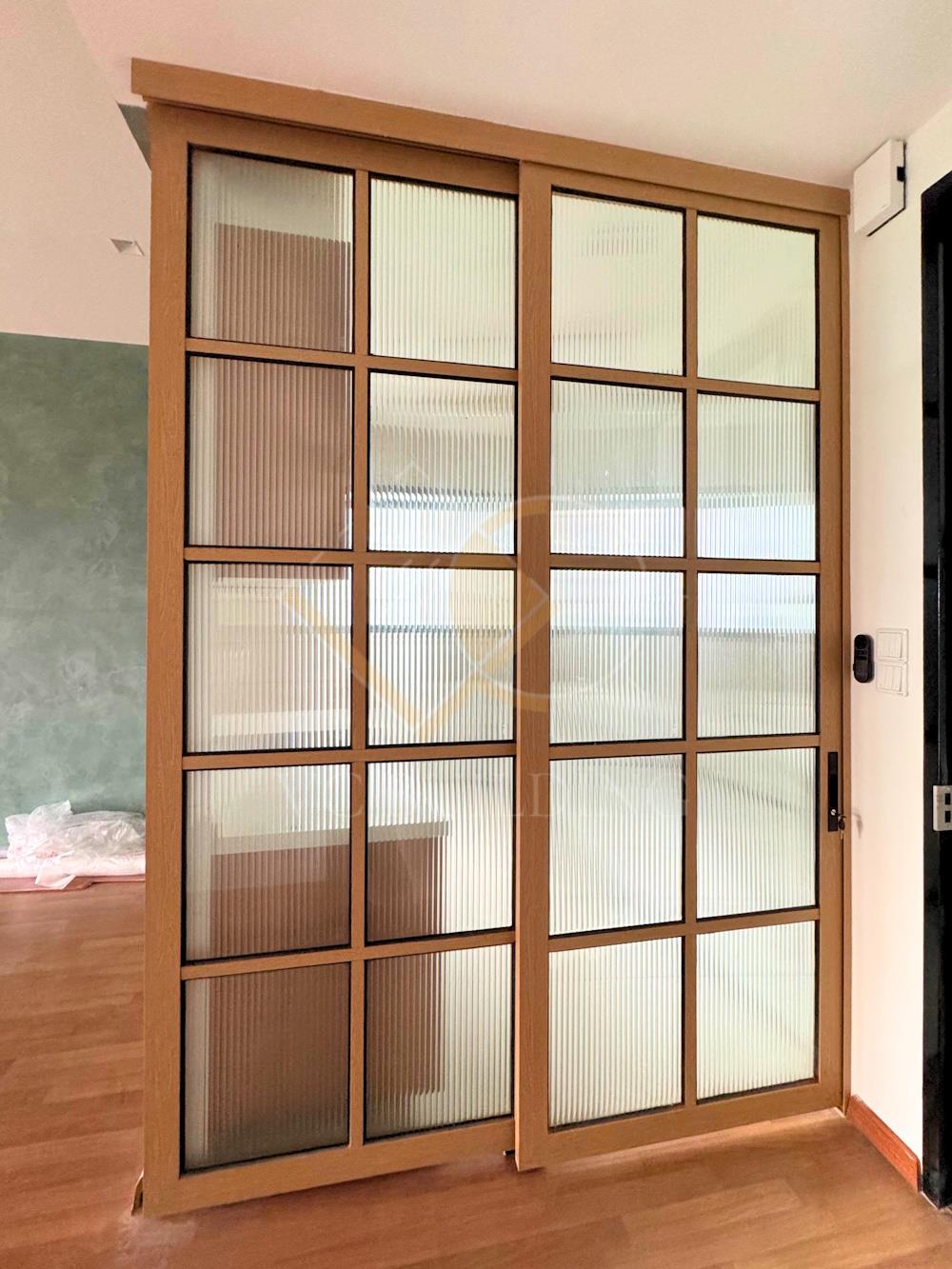 Trackless Sliding Door with Wood Texture Aluminium 1