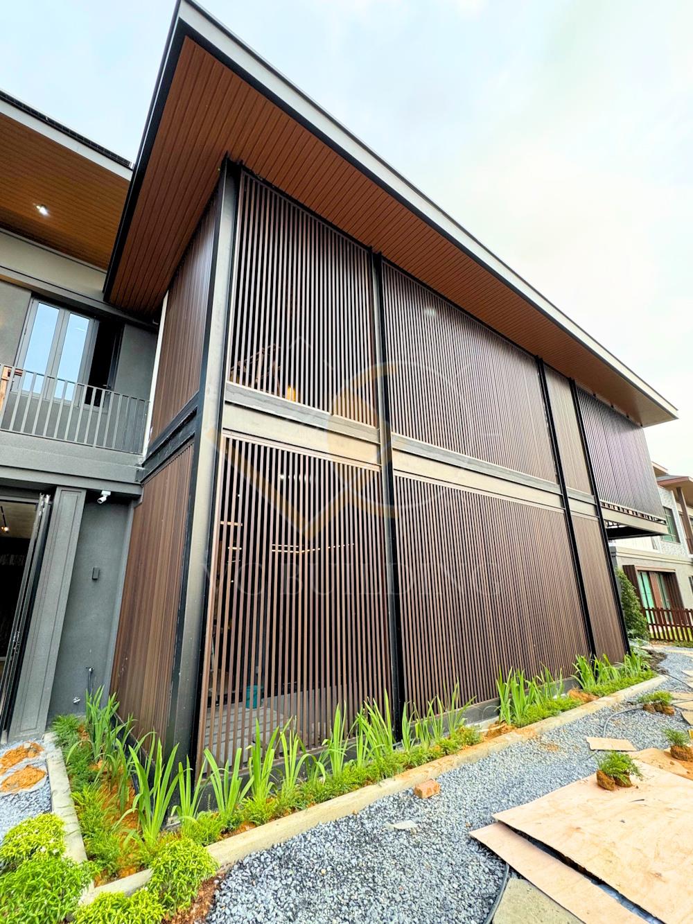 Wood Grain Texture Aluminium Louvres 1 - External